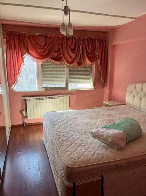 Дава се под наем Двустаен апартамент в София, Зона Б-19 - 75 кв.м за 549 € - Снимка #2