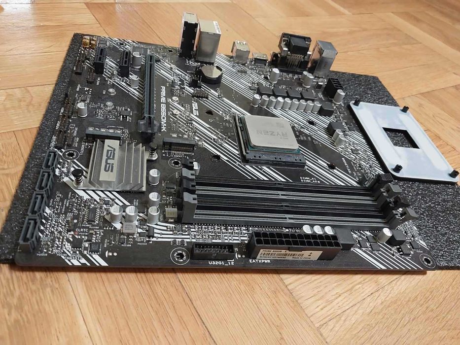 AMD Ryzen 7 3700X + Asus Prime B550M-K