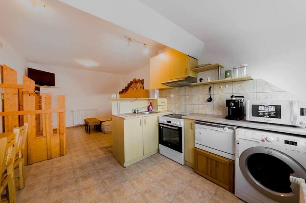 Дава се под наем Тристаен апартамент в София, Докторски паметник - 70 кв.м за 790 € - Снимка #3