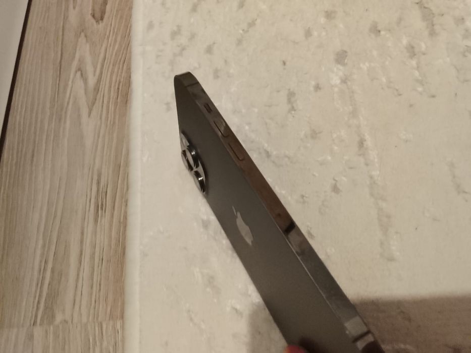 Телефон IPhone 12pro max