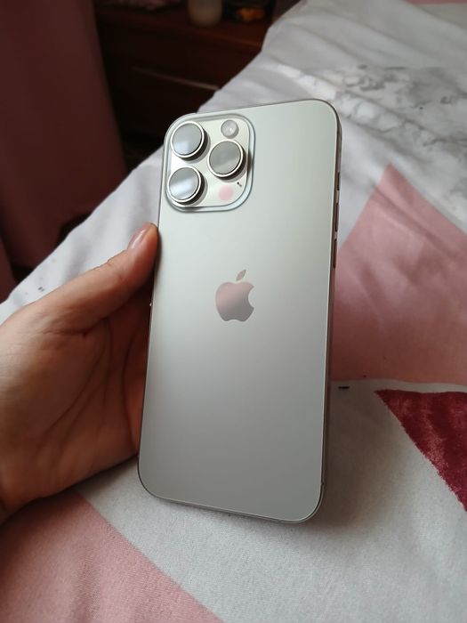 Iphone 16 pro max Natural Titaniun 256GB State foarte buna