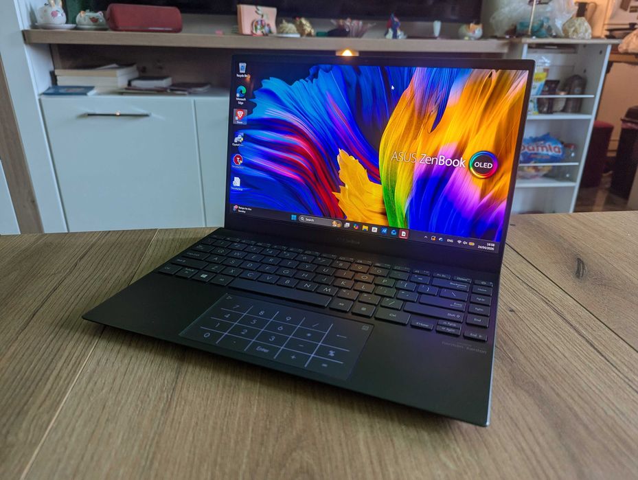 Лаптоп Asus ZenBook OLED 13" UX325E 8GB | 512GB SSD | i5-1135g7