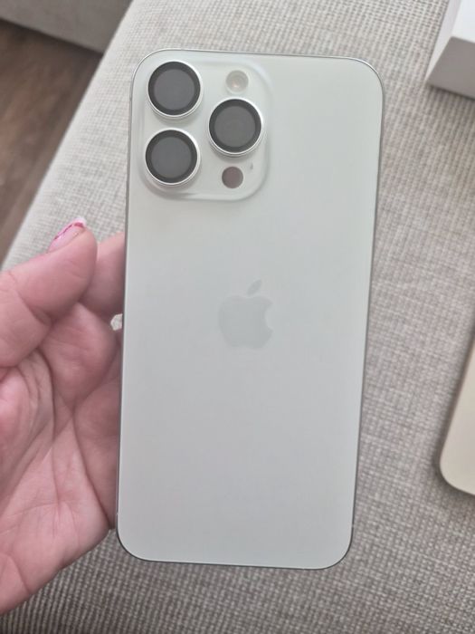 Iphone 12 Pro Max 256GB  и Iphone 15 Pro Max 256GB