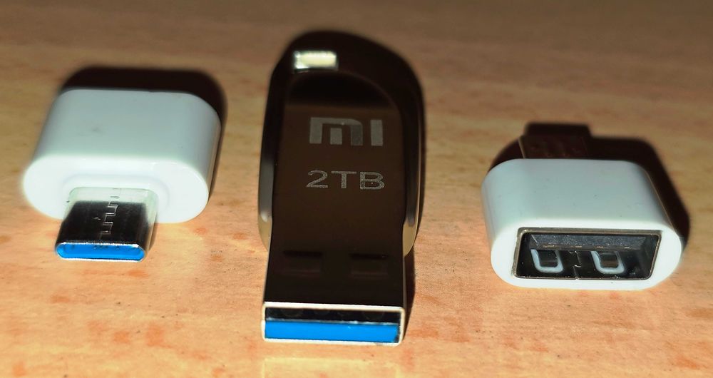 Нов USB памет преносим Xiaomi, 2 TB терабайта, 3.0, блестящо сребристо