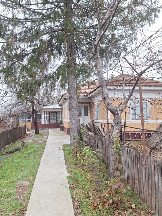 Vind casa! com valea ramnicului oreavu