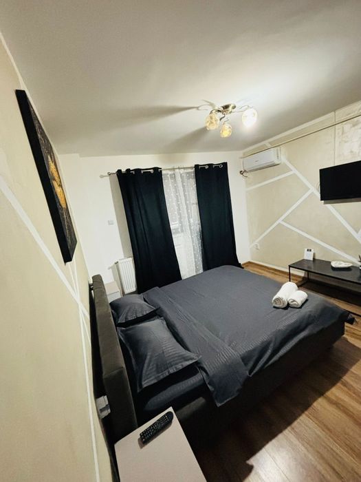 Ap o Camera Vând / Închiriez 350€ Lună