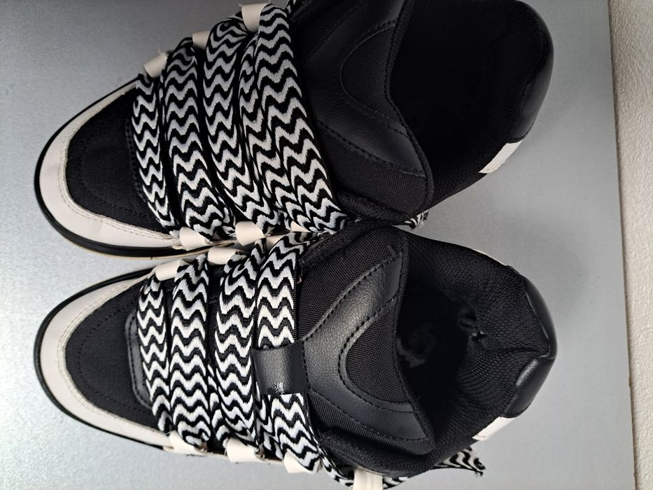 Adidași Bershka 38