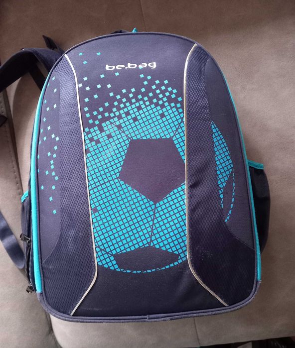 Ученическа раница за момче Herlitz be.bag с твърд гръб и стабилно дъно