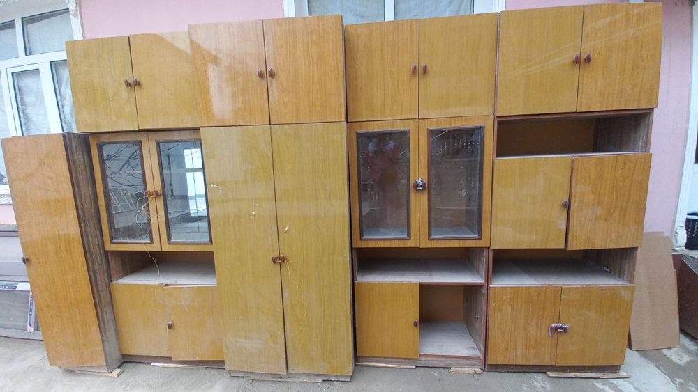 Продаётся мебельная стенка