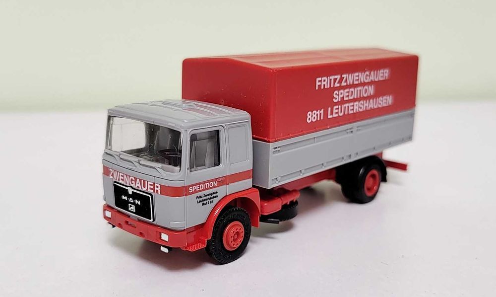 masinuta macheta camion MAN F8 scara 1:87