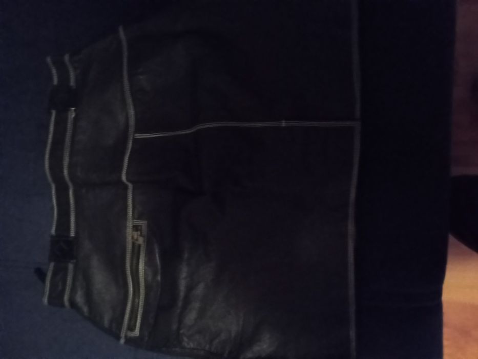 Fusta Piele Naturala deasupra genunchiului  Marime 42