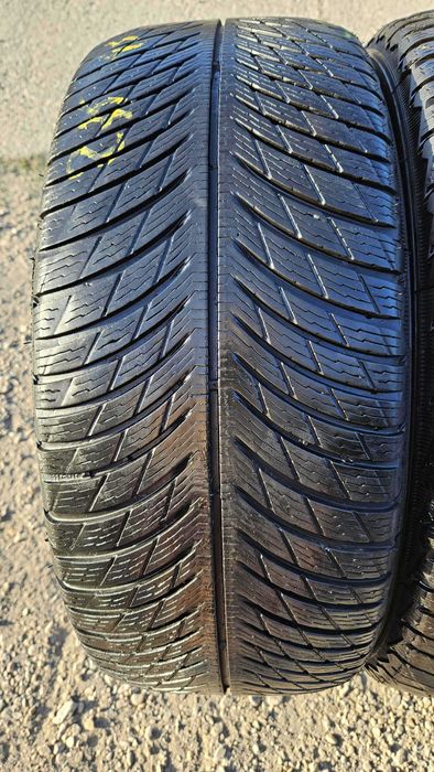 235/45 R18 • Iarna • Michelin Pilot Alpin 5 98V XL | 4 buc | DOT 2023 | Pret/buc