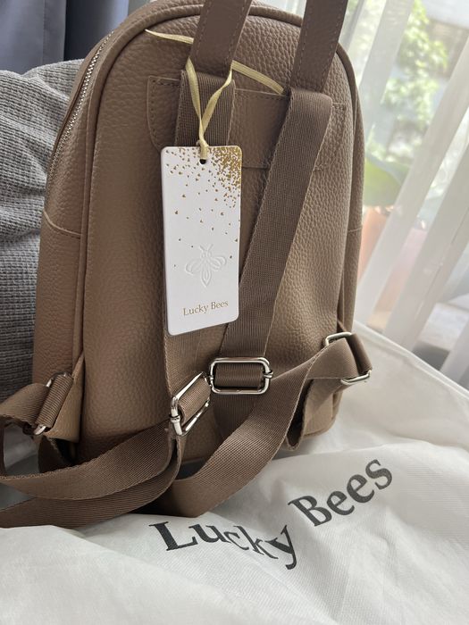 Чисто нова раница от еко кожа