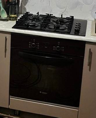 Продам диван, духовку