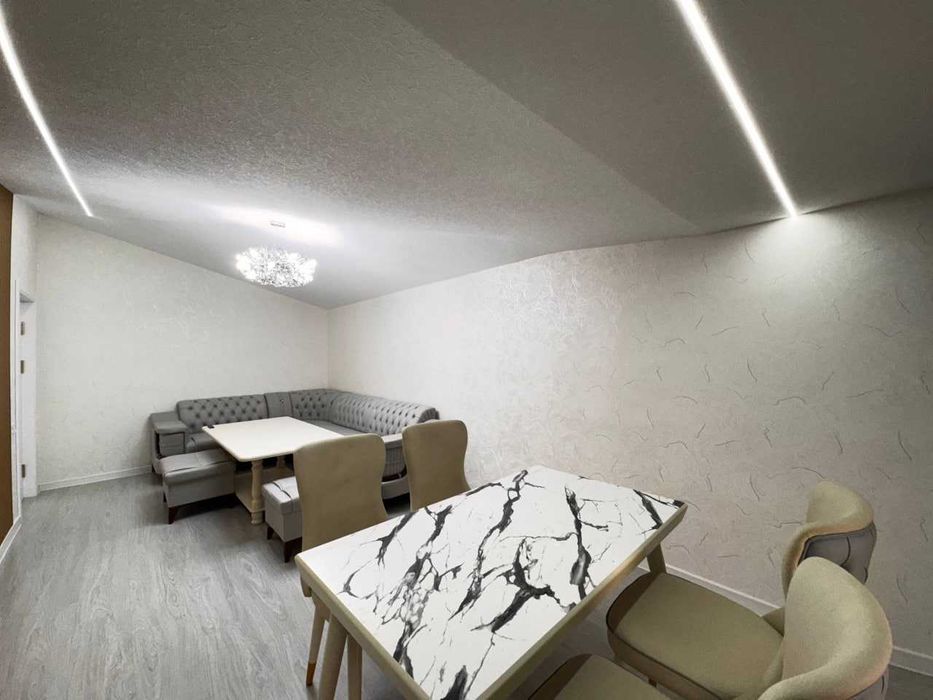 2х комнатная квартира на 6 этаже 65кв/м, в Самарканде