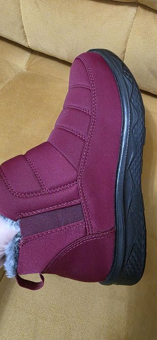 Полусапожки тёплые.