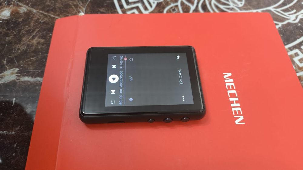 Продаю сенсорный MP3 PLAYER