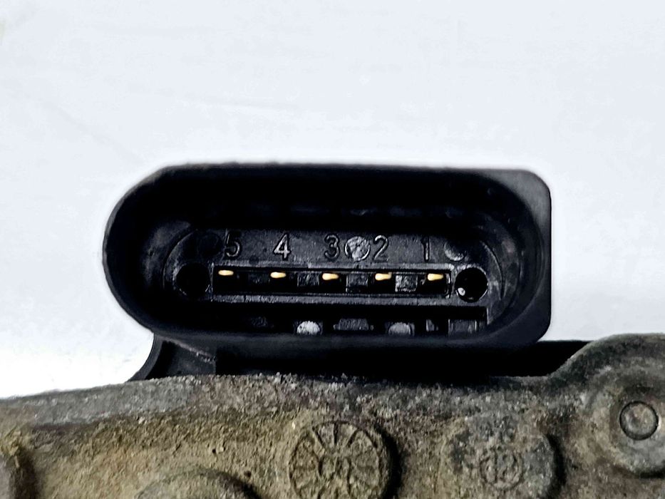 Motoras galerie evacuare AUDI A4 (8EC, B7) [Fabr 2004-2008] 5Q0253691K