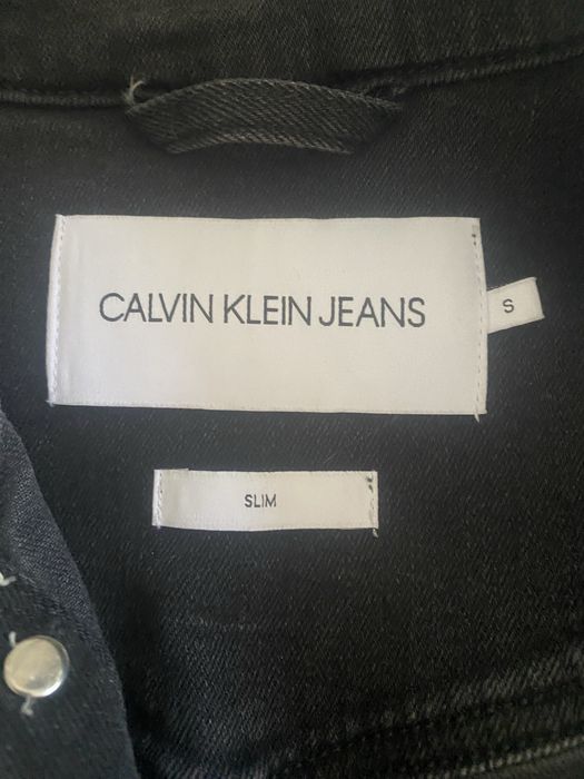 Geaca de blugi  in stare excelenta