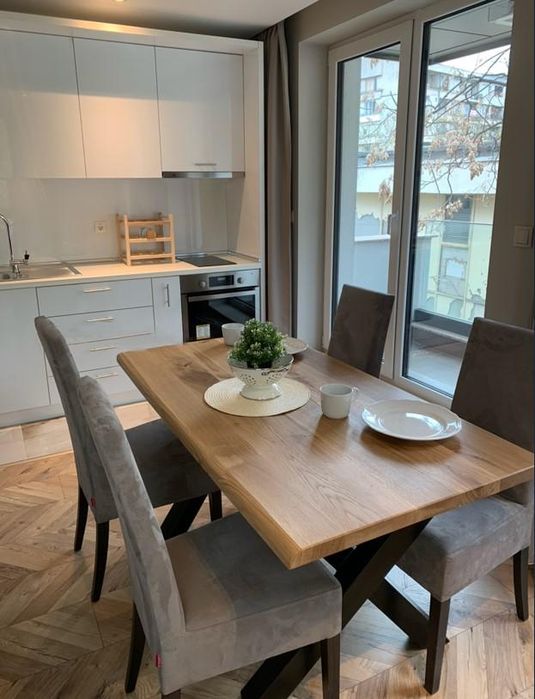 Дава се под наем Тристаен апартамент в София, Лозенец - 106 кв.м за 1400 € - Снимка #2