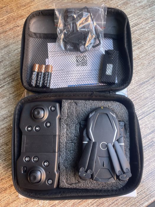 ЧЕРЕН ПЕТЪК-ТОП ЦЕНА 99 лева.Нов дрон пълен комплект