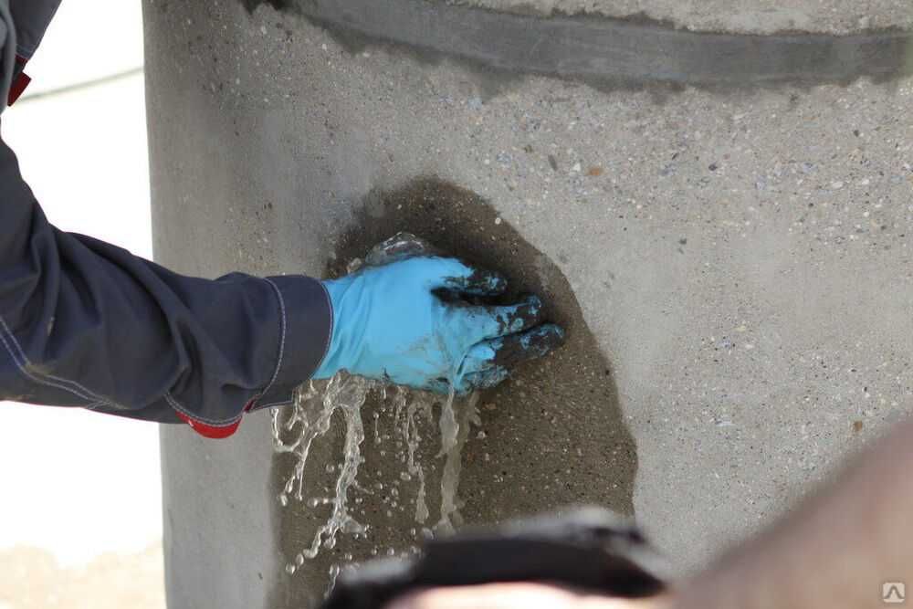 Гидропломба Wateplag и Peneplag для остановки напорных течей в бетоне