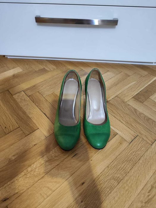 Дамски обувки, естествена кожа - номер 39