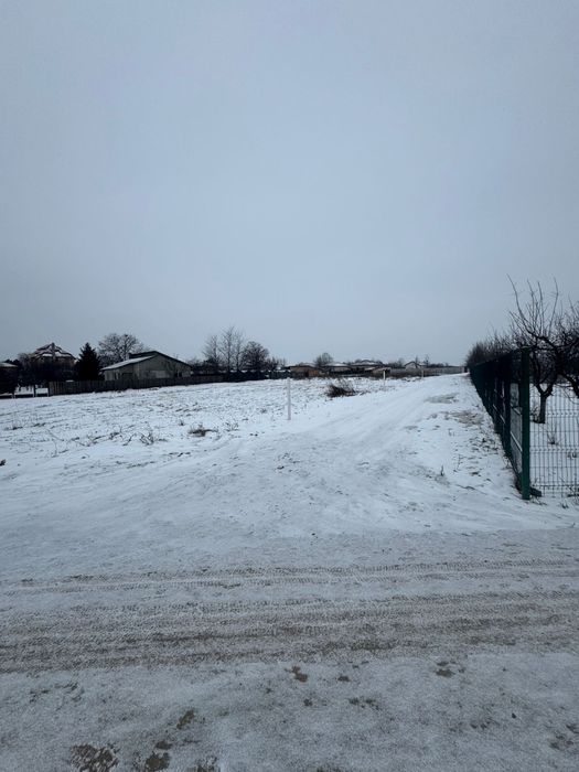 Vând teren Săbăreni 1000 mp – zonă centrală, utilități, proprietar