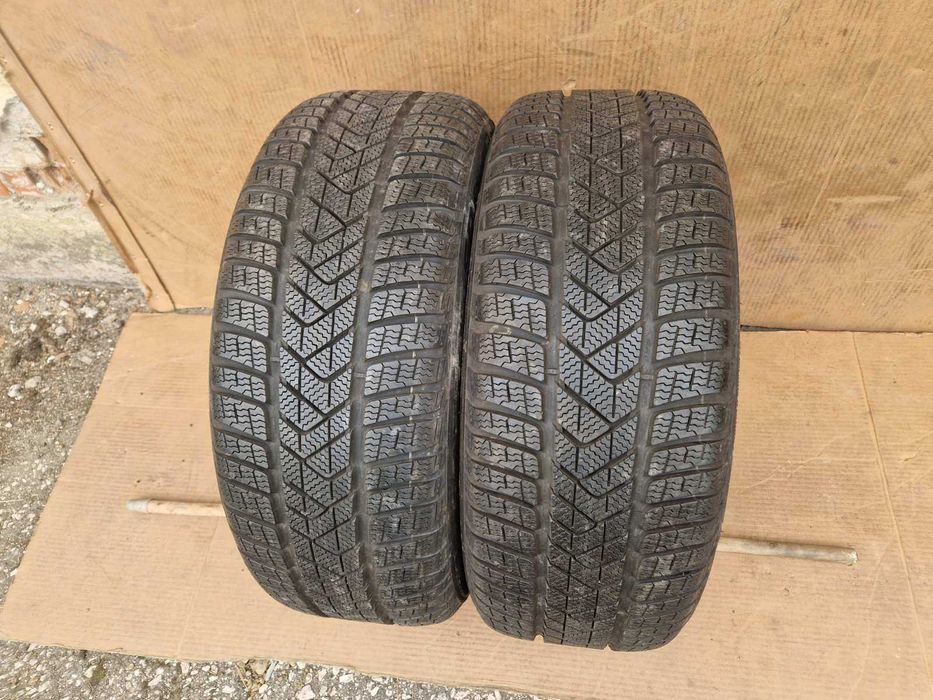 2 Pirelli R18 245/45
Зимни гуми Runflat 
DOT4019