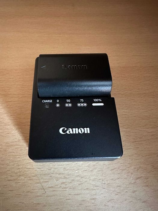 CANON EOS 5D MARK II FULL FRAME с обектив Canon EF 24-105mm f/4L