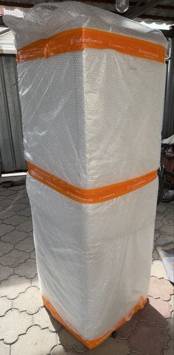 Холодильник Indesit