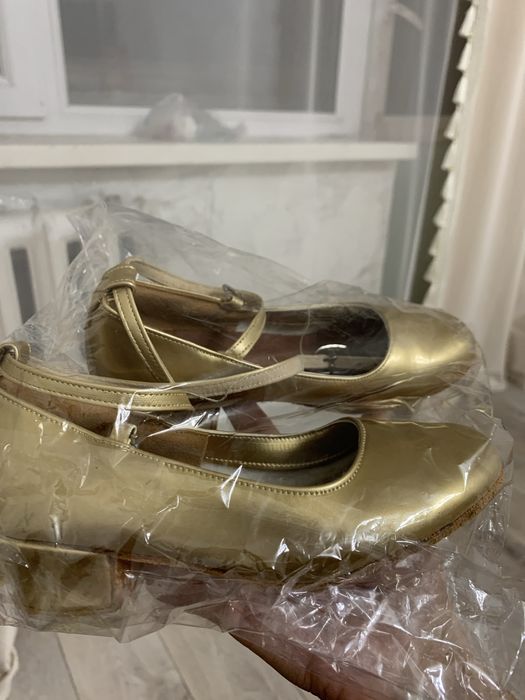 Туфли продам 30-32размер