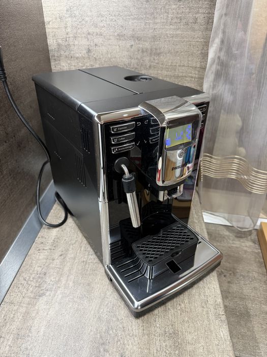 Кафе машина Philips EP5310