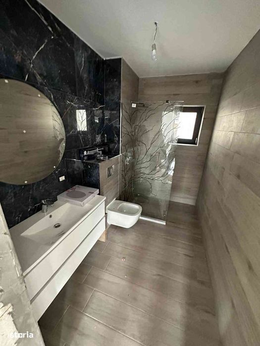 Casa 4 dormitoare Dezvoltator