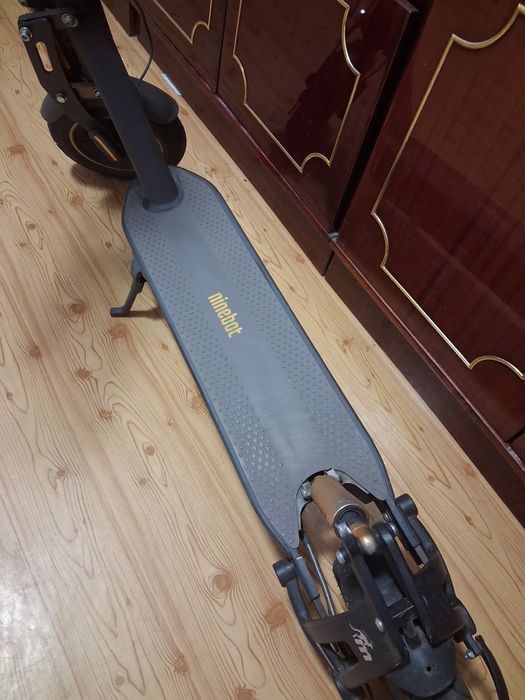 Trotineta electrica Ninebot G30 2