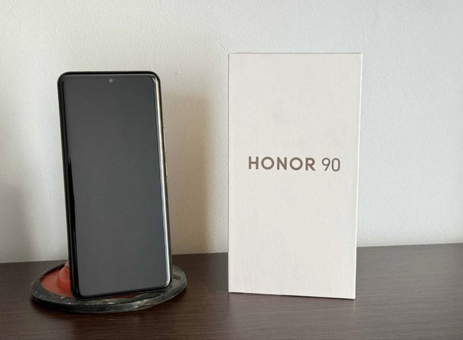 Honor 90 5G; 512 GB; 12 GB RAM; Impecabil