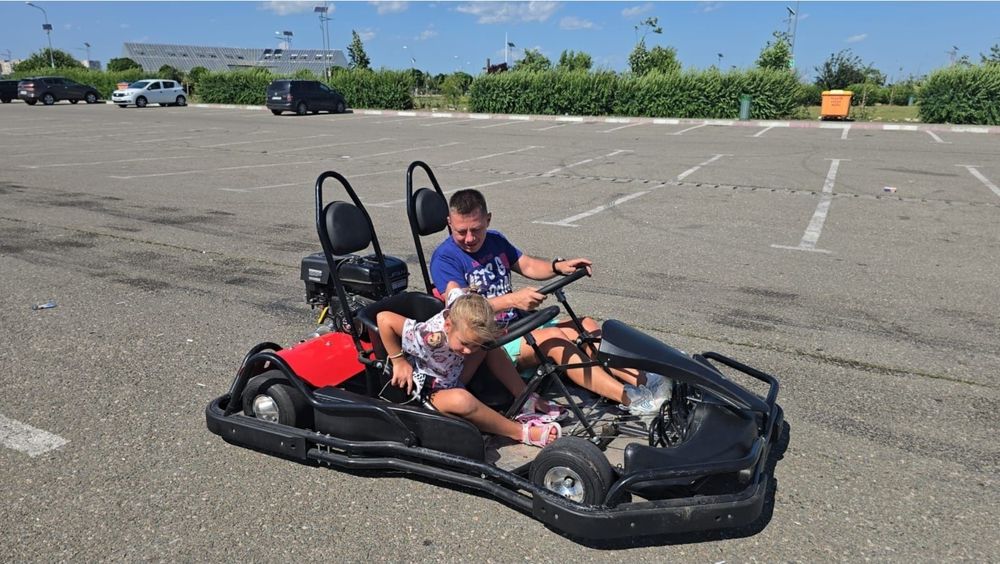 Vand masinuta karting (2 locuri) - 270 cmc - 5000 euro
Si masinuta karting 1 loc 90 cmc - 3500 euro
Noi noute sigilate, import china august 2024