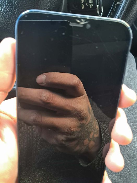 iPhone 12 64g negru