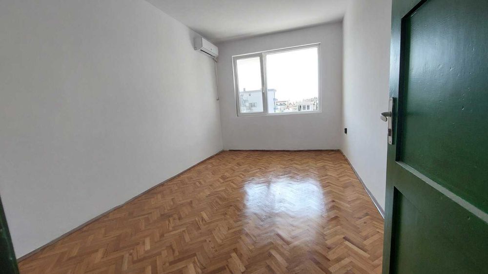 Аристократичен имот до исторически музей Варна