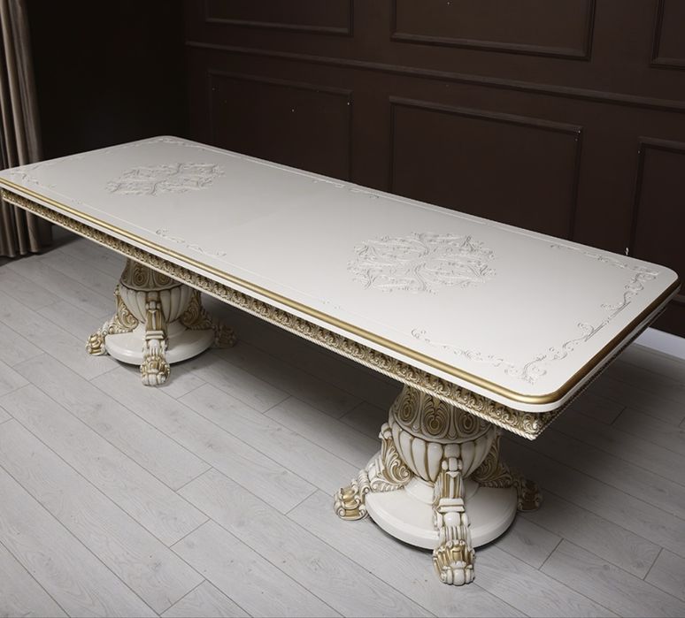 Продам гостевой шикарный стол