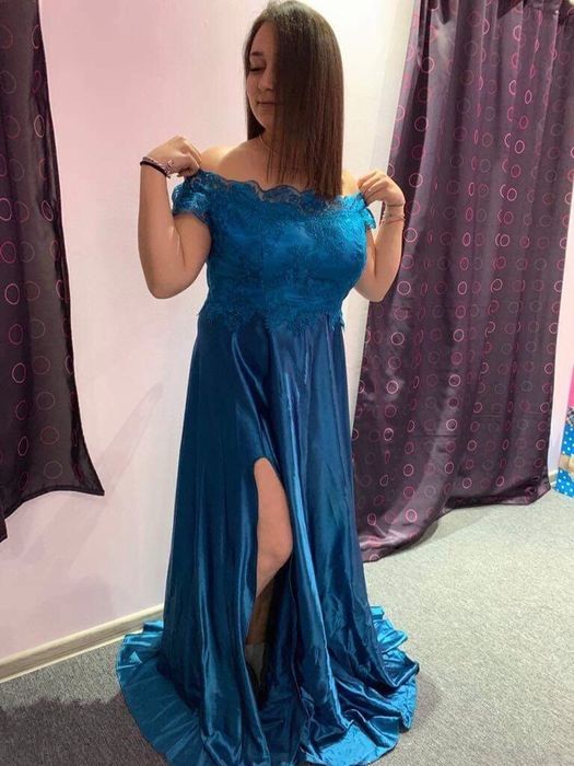 Бална рокля