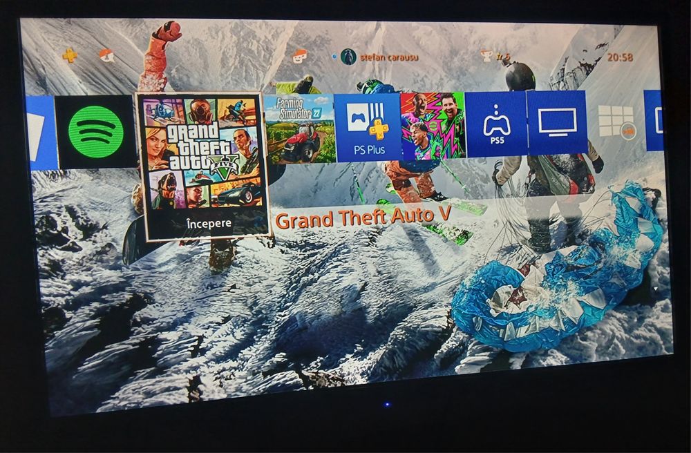 PlayStation 4 PS4 – 500 GB + 1 controller + 6 jocuri complete + 2 demo