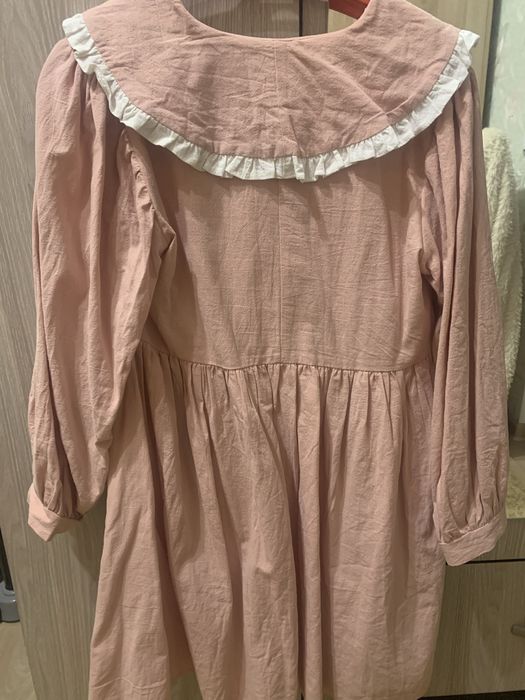 платье розовое на лето