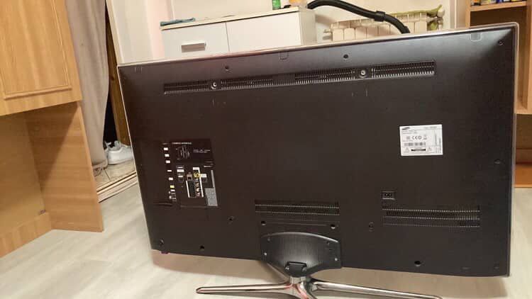 Samsung 46” Smart TV Full HD + WiFi + 3D, funcționează perfect