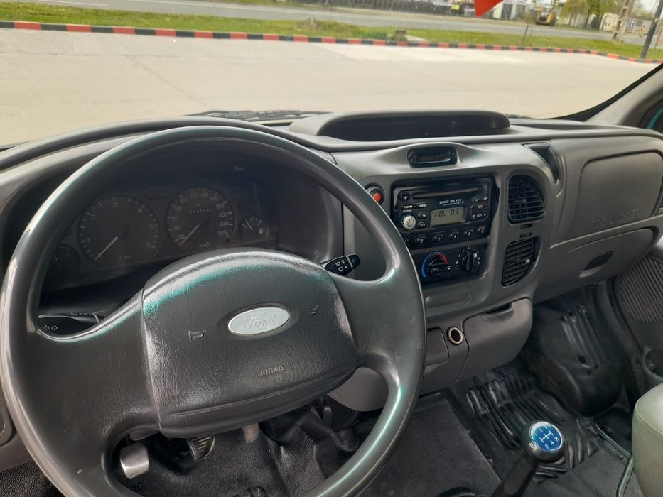 Ford Tranzit an 2003