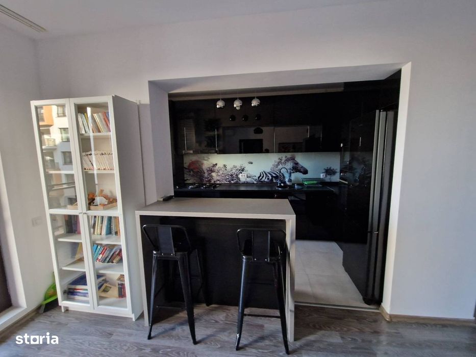 Proprietar, inchiriez apartament cu 3 camere, Bloc 2017, 2xbai, AC