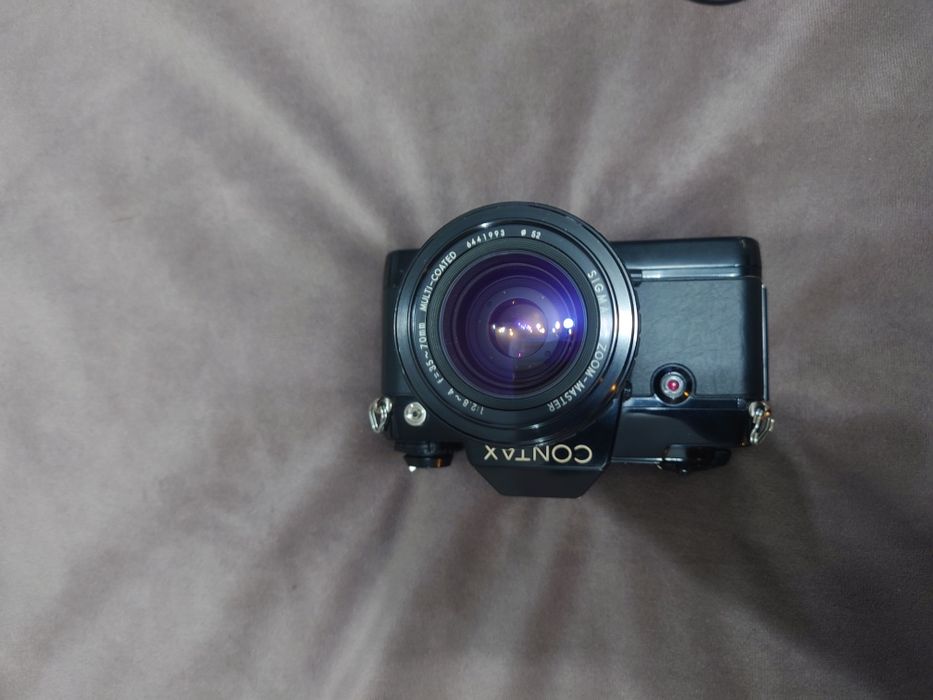SLR Contax 137 MD Quartz cu obiectiv