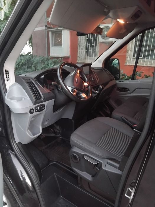 De vânzare Ford Transit 8+1 locuri 2019