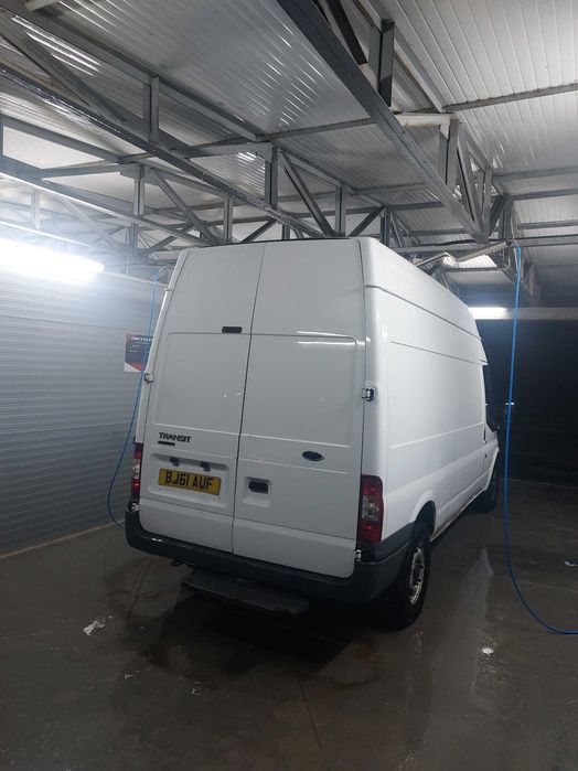 Ford transit 2012