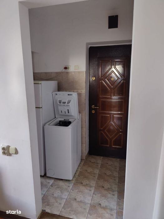 vand apartament 2 camere Gheorgheni